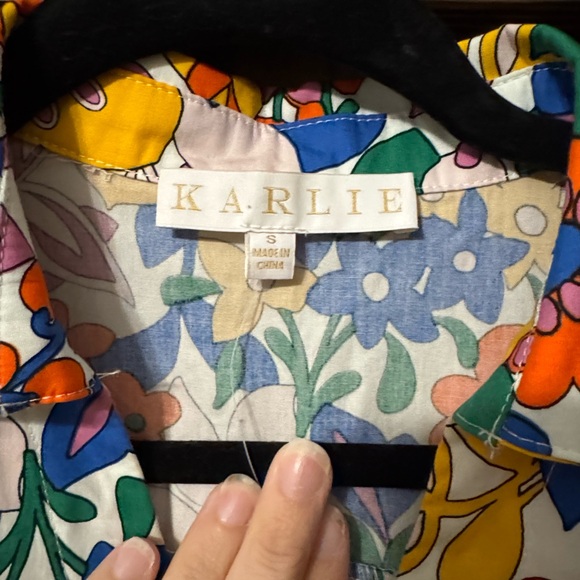 Karlie Multicolor Floral V-neck Shirt Dress - Picture 2 of 5